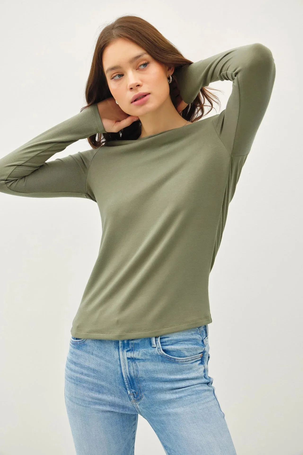 BASIC BOAT NECK LONG SLEEVE KNIT TOP