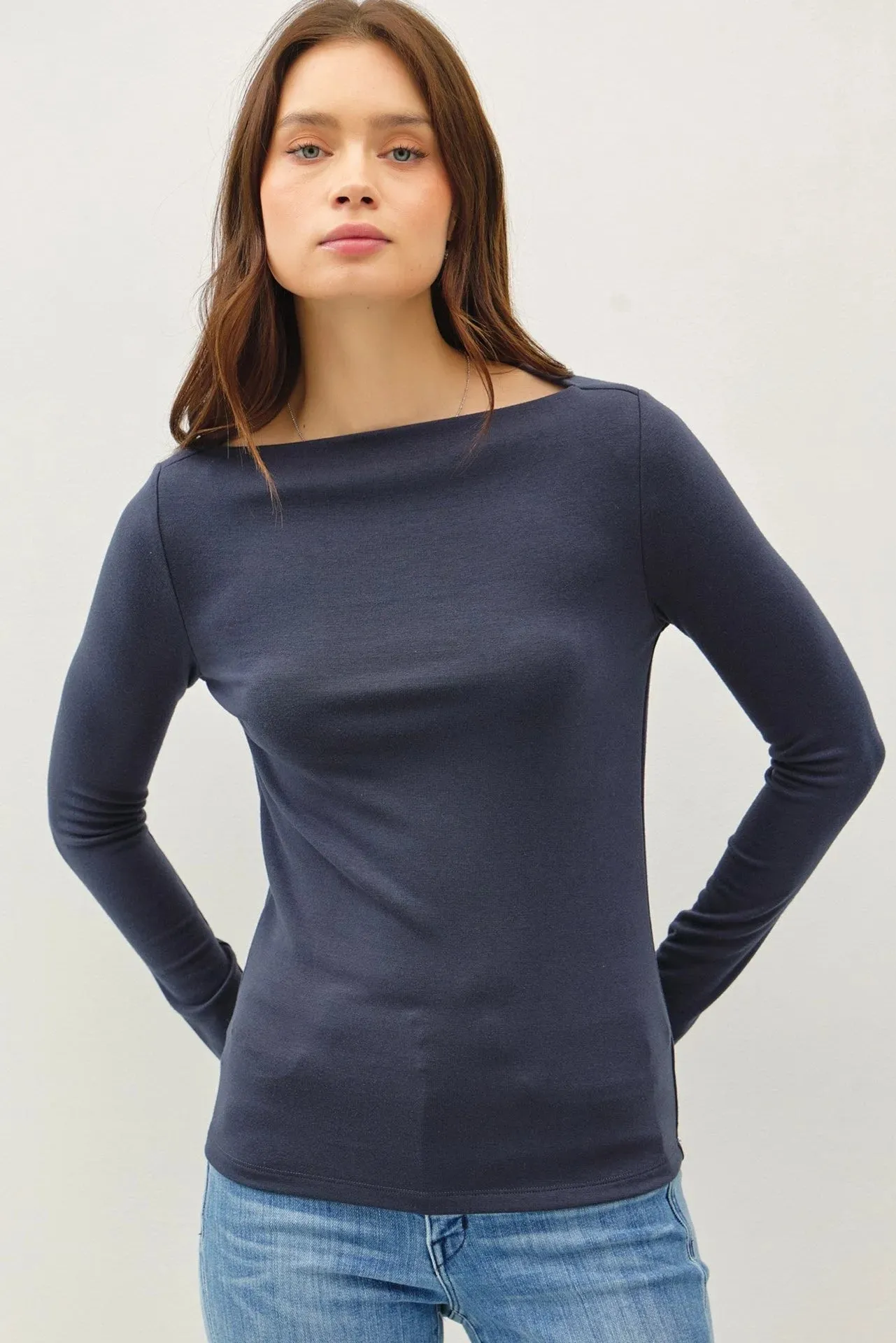 BASIC BOAT NECK LONG SLEEVE KNIT TOP