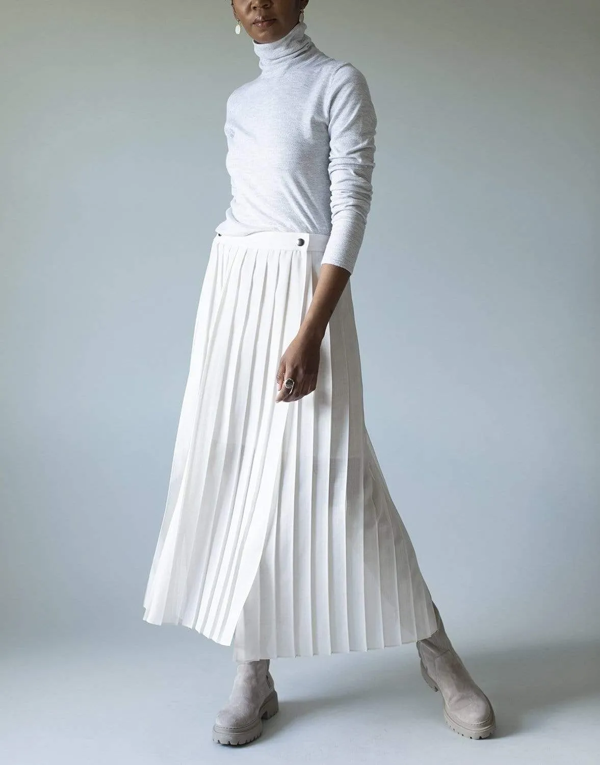 Gauze Pleated Slit Skirt