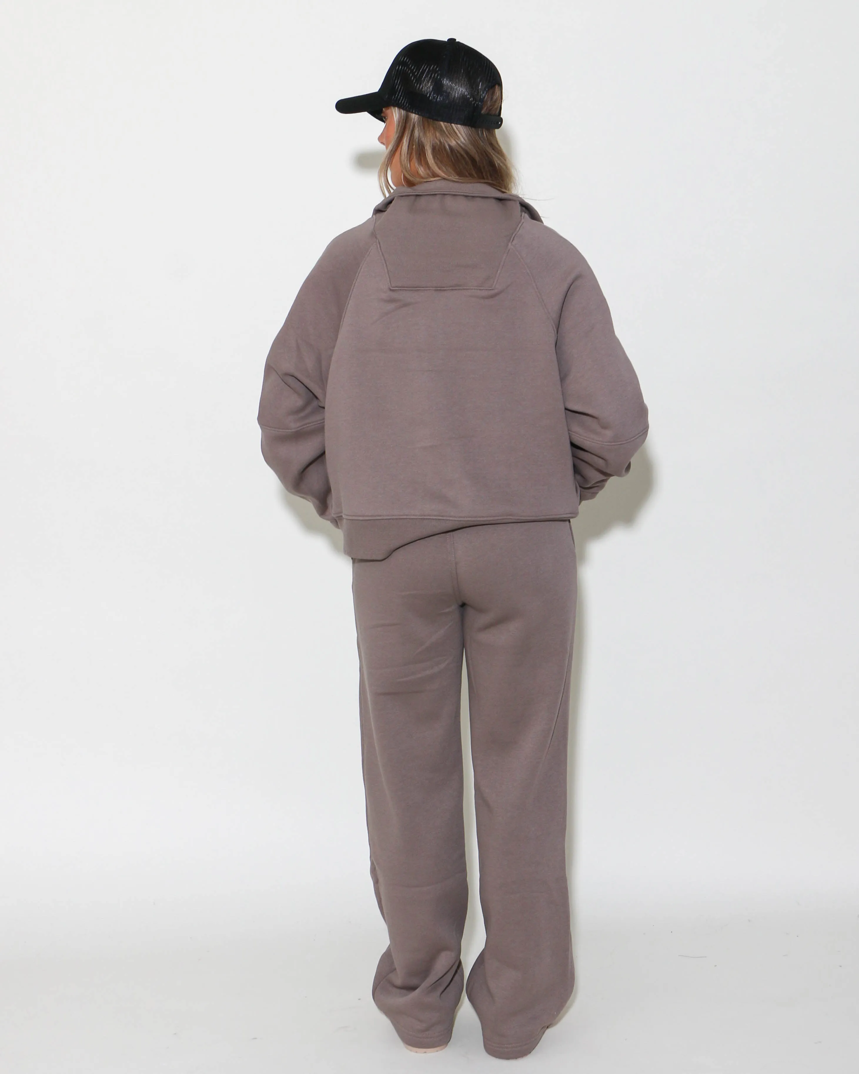 Half Zip Sweatshirt & Pants Set in Mocha