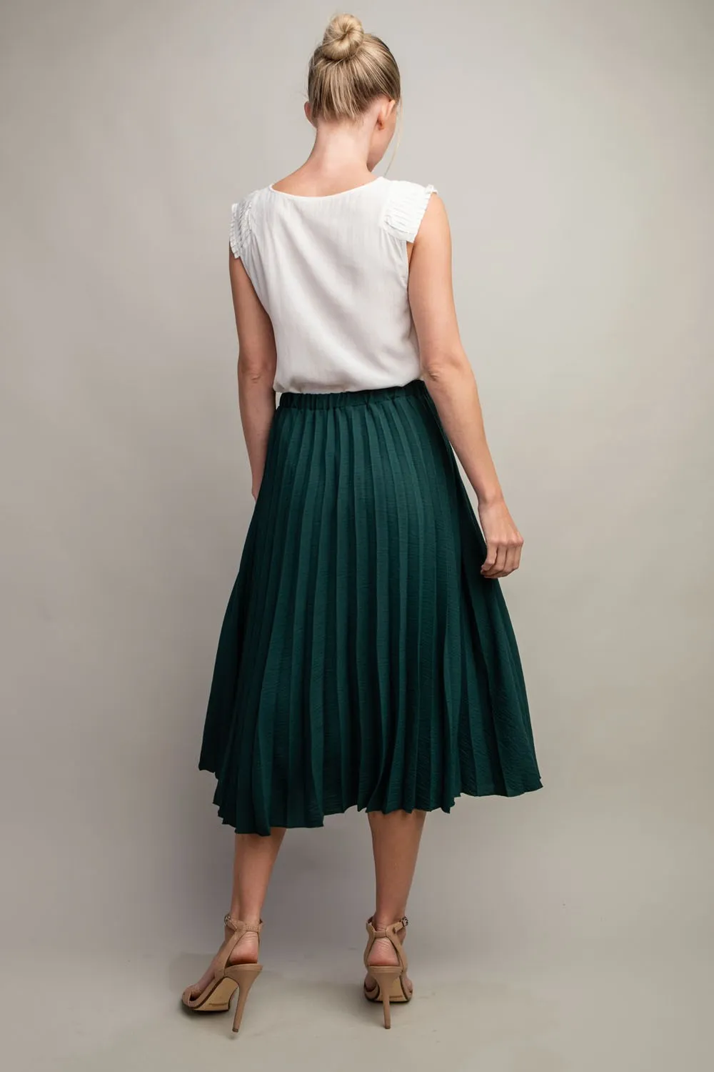 Hunter Green Solid Pleated Skirt