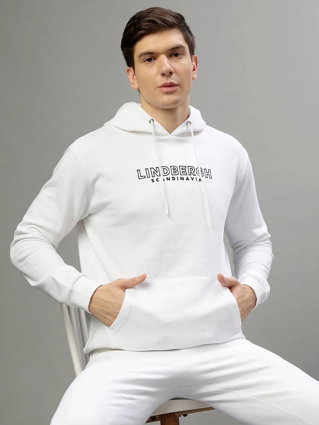 Lindbergh Men Solid Hooded Full Sleeves Sweatshirt