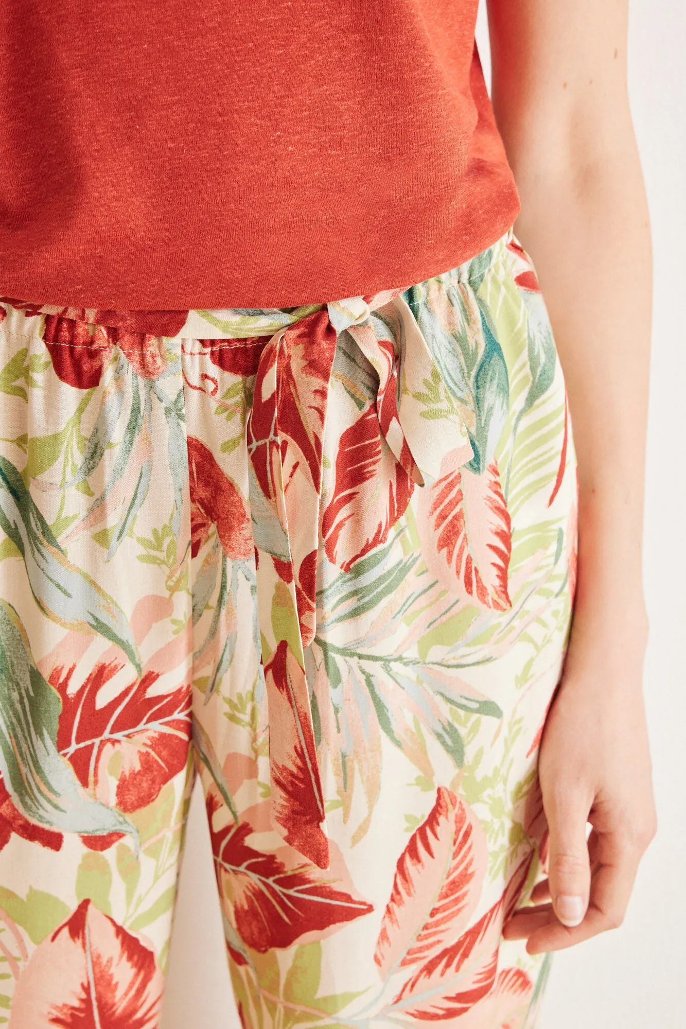 Long tropical fluid trousers