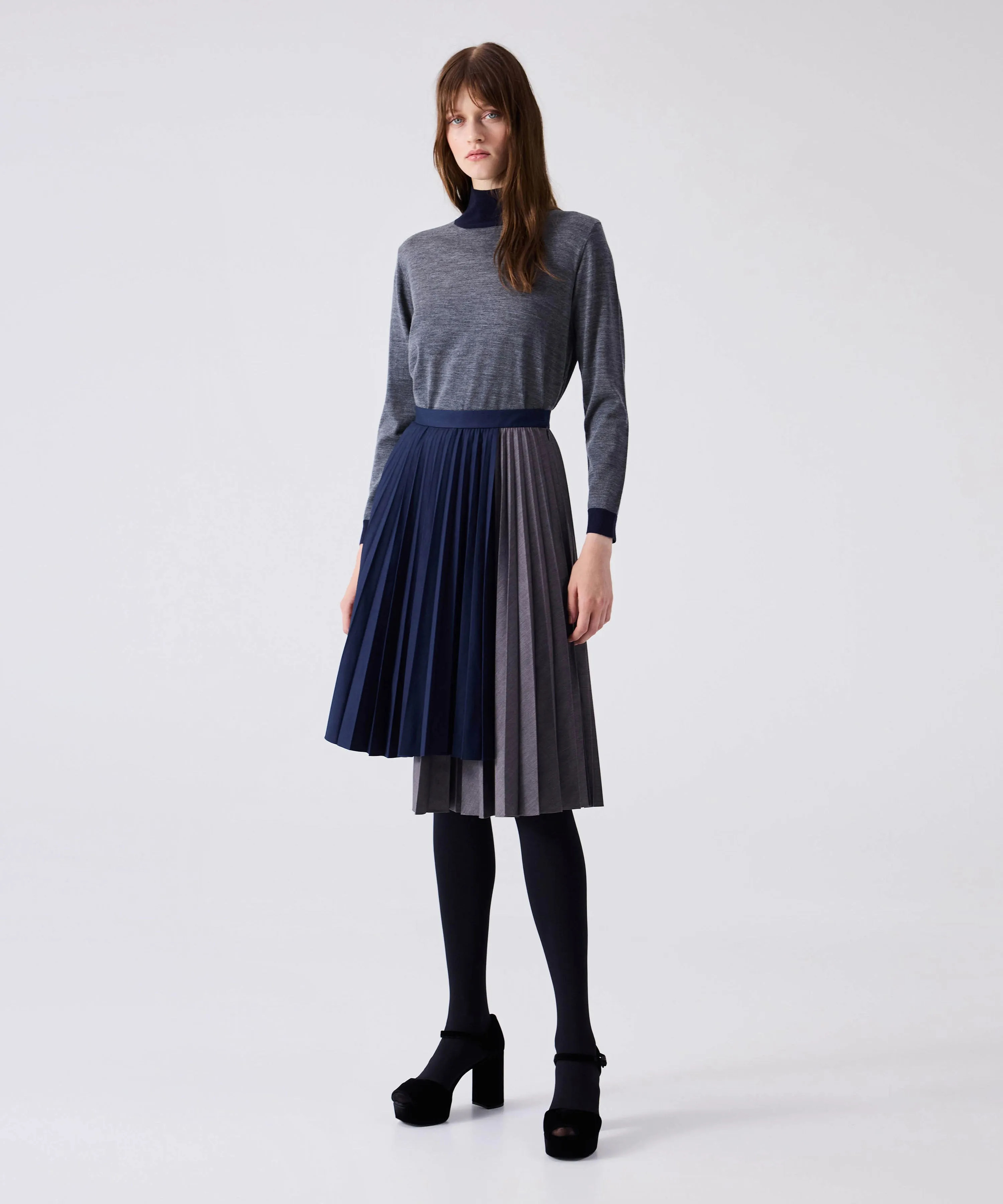 Machka Pleated Colorblock Skirt Anthracite