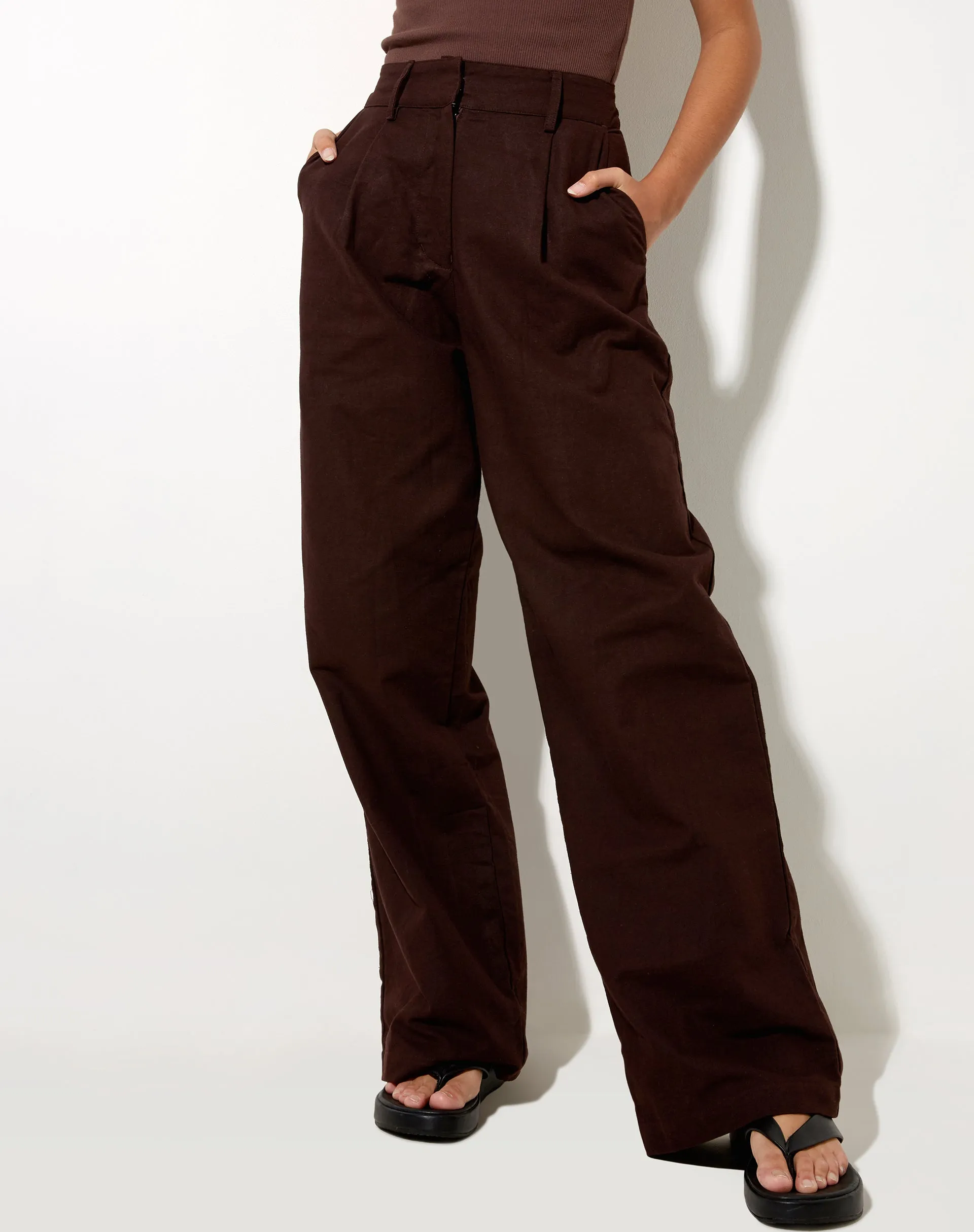 Onfal Wide Leg Trouser in Rami Bitter Chocolate