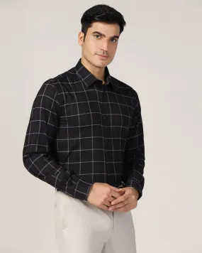 TechPro Formal Black Check Shirt - Pulse