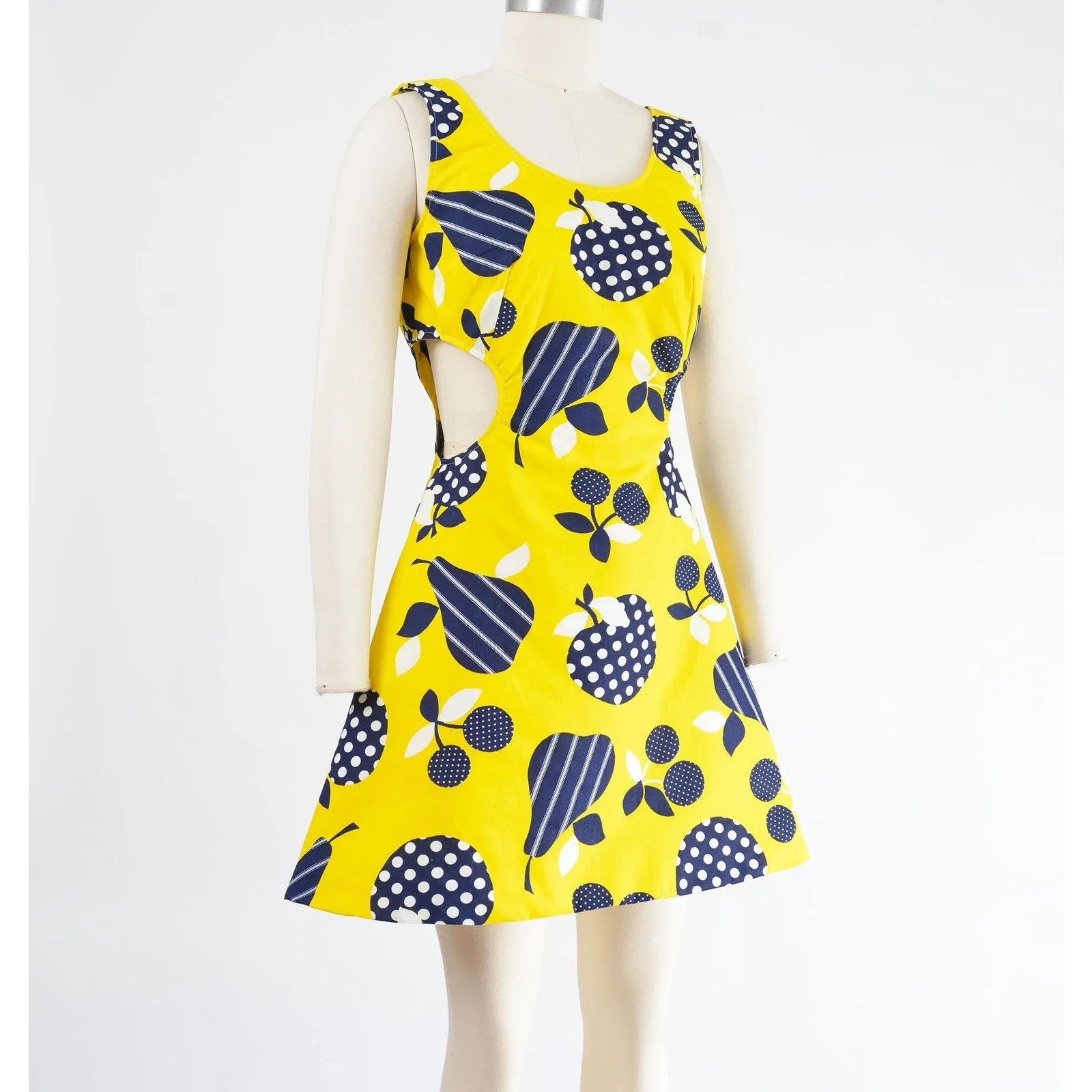 Vintage 60s Mod Yellow Fruit Print Cotton A-line Dress with Midriff Waist Cut Outs size XS S