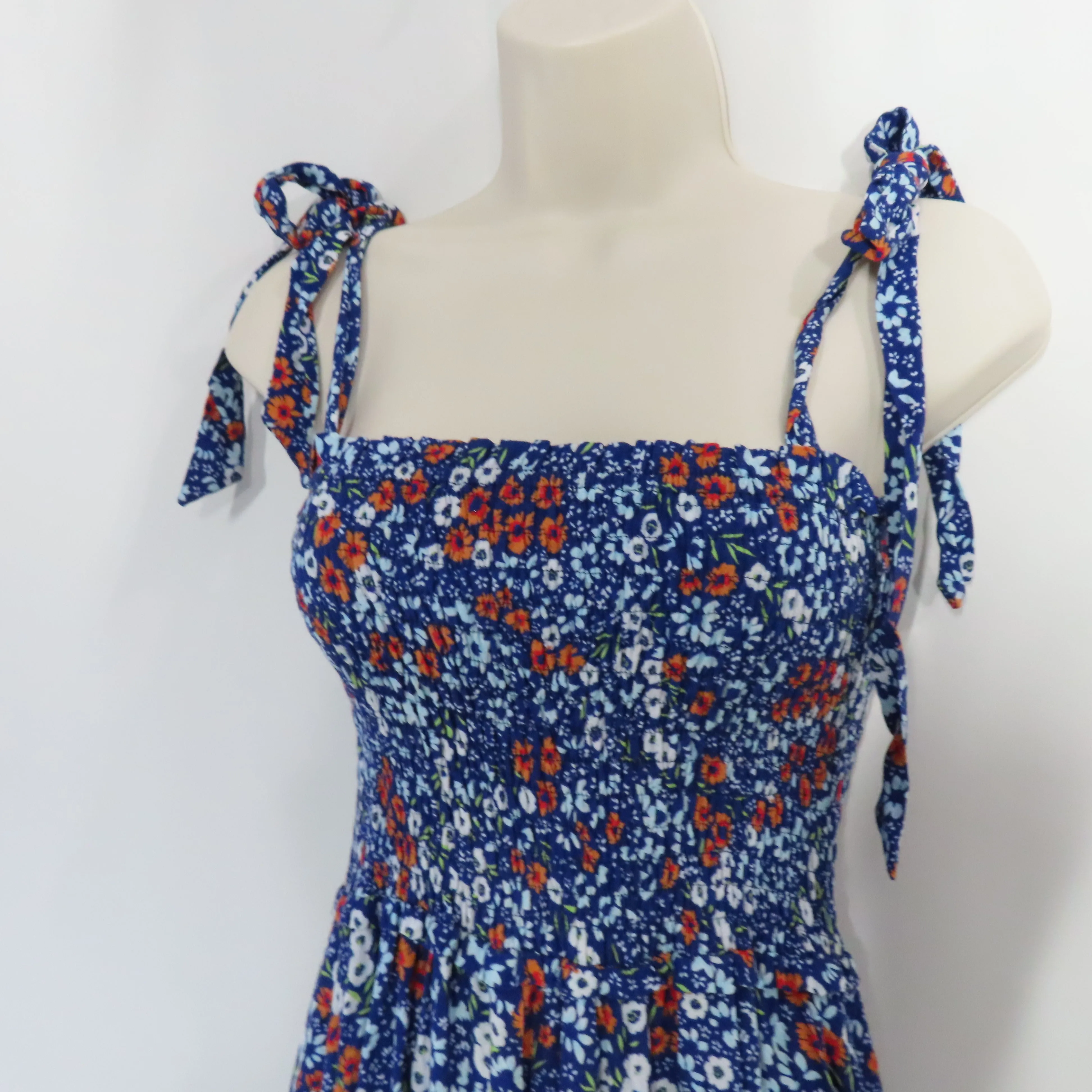 Yumi Kim Blue Floral Laurel Maxi Dress Blossom Navy Tie Straps Smocked Top Size Small